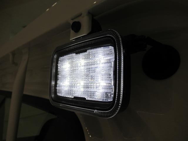 ハイゼットトラックスタンダードＬＥＤヘッドランプ　ＭＴ５速　オートライト　荷台作業灯　アイドリングストップ　ＡＭ／ＦＭラジオ　電動格納式ドアミラー　衝突被害軽減システム　レーンアシスト　オートマチックハイビーム（岡山県）の中古車