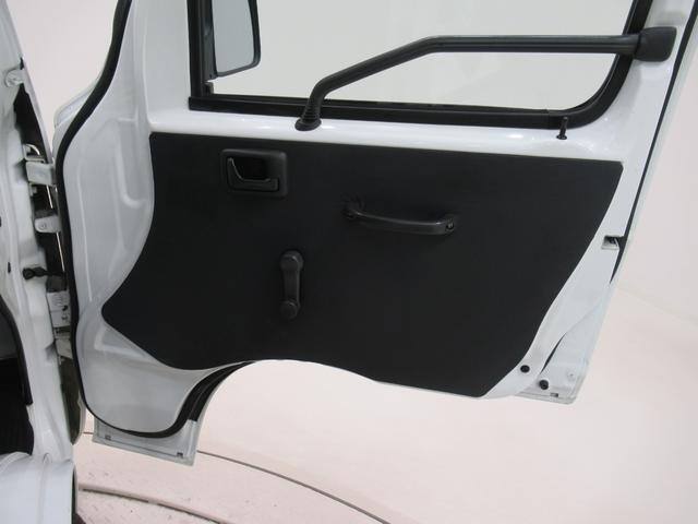 キャリイトラックＦＣエアコン・パワステ４ＷＤ　ＭＴ５速　ＡＭ／ＦＭラジオ　エアコン　パワーステアリング　ティーゼットデオプラス（岡山県）の中古車