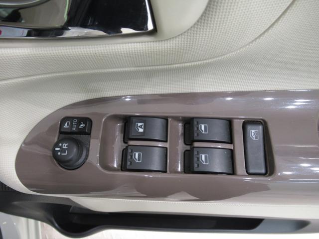 ムーヴキャンバスＧメイクアップリミテッド　ＳＡ３両側パワースライドドア　オートライト　キーフリー　アイドリングストップ　パノラマモニター　ナビ　ドライブレコーダー　ＵＳＢ入力端子　Ｂｌｕｅｔｏｏｔｈ　ティーゼットデオプラス（岡山県）の中古車