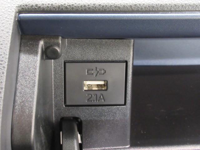 タントカスタムＲＳ運転席ロングスライド　パノラマモニター　７インチナビ　ドライブレコーダー　両側パワースライドドア　シートヒーター　ＵＳＢ入力端子　Ｂｌｕｅｔｏｏｔｈ　オートライト　キーフリー　エコアイドル非装着車（岡山県）の中古車