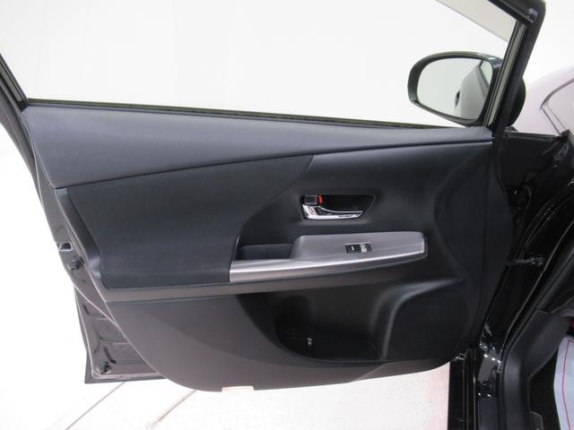 プリウスアルファSオートライト キーフリー 電動格納式ドアミラー エアコン パワーステアリング パワーウィンドウ 運転席エアバッグ ABS ティーゼットデオプラス(岡山県)の中古車