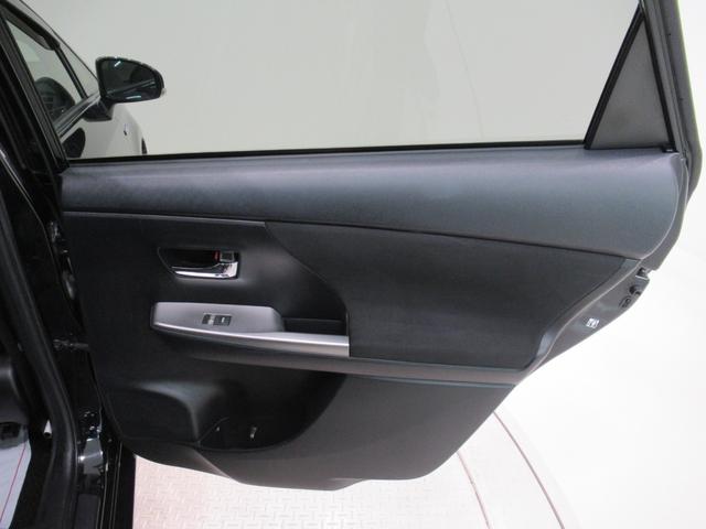 プリウスアルファSオートライト キーフリー 電動格納式ドアミラー エアコン パワーステアリング パワーウィンドウ 運転席エアバッグ ABS ティーゼットデオプラス(岡山県)の中古車