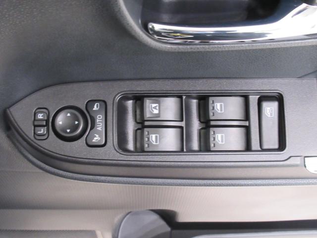 タントカスタムＲＳバックモニター　７インチナビ　ドライブレコーダー　両側パワースライドドア　シートヒーター　ＵＳＢ入力端子　Ｂｌｕｅｔｏｏｔｈ　オートライト　キーフリー　アイドリングストップ　ティーゼットデオプラス（岡山県）の中古車