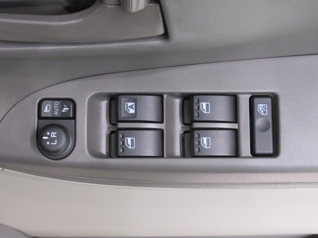 タントＸ　ＳＡ３シートヒーター　左側パワースライドドア　オートライト　キーフリー　アイドリングストップ　ＵＳＢ入力端子　衝突被害軽減システム　レーンアシスト　オートマチックハイビーム　ティーゼットデオプラス（岡山県）の中古車