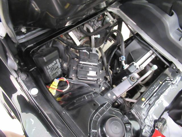 ハイゼットトラックジャンボＬＥＤヘッドランプ　４ＷＤ　荷台作業灯　キーレスエントリー　ＣＤチューナー　エアコン　パワーステアリング　パワーウィンドウ　運転席エアバッグ　ティーゼットデオプラス（岡山県）の中古車