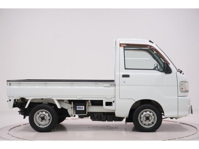 ハイゼットトラックスペシャル４ＷＤ　ＭＴ５速　ラジオ　エアコン　パワーステアリング　ティーゼットデオプラス（岡山県）の中古車