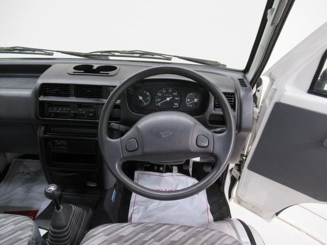 ハイゼットトラックスペシャル４ＷＤ　ＭＴ５速　ラジオ　エアコン　パワーステアリング　ティーゼットデオプラス（岡山県）の中古車