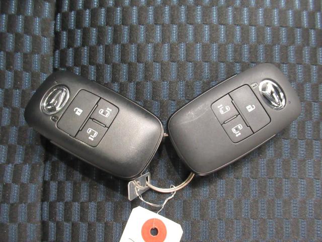 タントカスタムＸパノラマモニター　７インチナビ　両側パワースライドドア　シートヒーター　ＵＳＢ入力端子　Ｂｌｕｅｔｏｏｔｈ　オートライト　キーフリー　アイドリングストップ　ティーゼットデオプラス（岡山県）の中古車