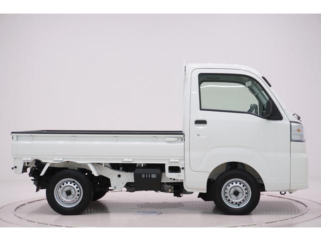 ハイゼットトラックスタンダード　農用スペシャル４ＷＤ　ＭＴ５速　荷台作業灯　ＡＭ／ＦＭラジオ　オートライト　アイドリングストップ　衝突被害軽減システム　レーンアシスト　オートマチックハイビーム　ティーゼットデオプラス（岡山県）の中古車