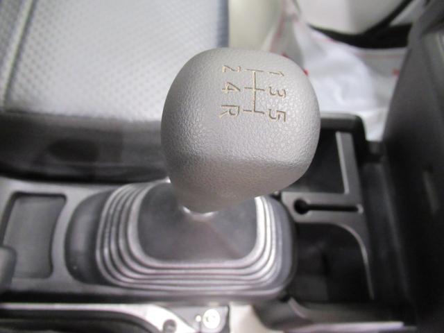 ハイゼットトラックスタンダード　農用スペシャル４ＷＤ　ＭＴ５速　荷台作業灯　ＡＭ／ＦＭラジオ　オートライト　アイドリングストップ　衝突被害軽減システム　レーンアシスト　オートマチックハイビーム　ティーゼットデオプラス（岡山県）の中古車