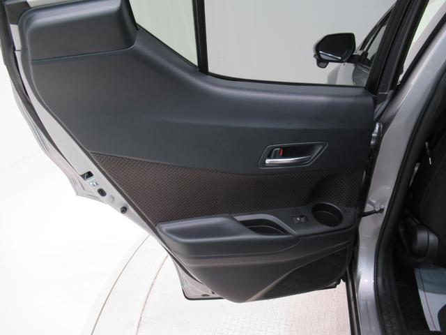 C−HRGオートライト キーフリー 電動格納式ドアミラー エアコン パワーステアリング パワーウィンドウ 運転席エアバッグ ABS ティーゼットデオプラス(岡山県)の中古車