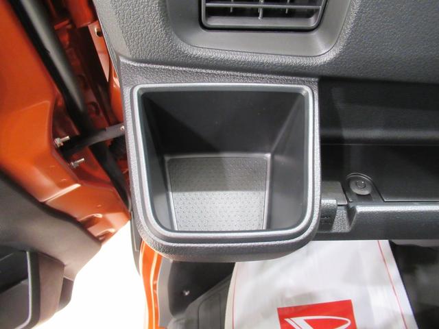 ハイゼットカーゴクルーズ４ＷＤ　両側スライドドア　オートライト　キーフリー　アイドリングストップ　電動格納式ドアミラー　衝突被害軽減システム　レーンアシスト　オートマチックハイビーム　ティーゼットデオプラス（岡山県）の中古車