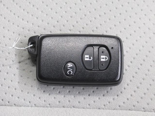 プリウスPHVSシートヒーター オートライト キーフリー 電動格納式ドアミラー エアコン パワーステアリング パワーウィンドウ 運転席エアバッグ ABS ティーゼットデオプラス(岡山県)の中古車