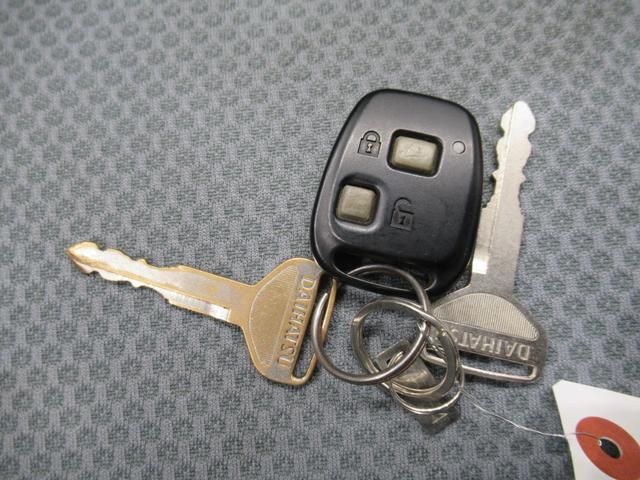 ハイゼットトラックエクストラ4WD 荷台作業灯 キーレスエントリー エアコン パワーステアリング パワーウィンドウ ティーゼットデオプラス(岡山県)の中古車