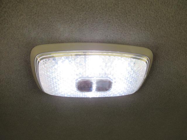 ミラココアココアプラスＸキーフリー　アイドリングストップ　ＣＤチューナー　電動格納式ドアミラー　エアコン　パワーステアリング　パワーウィンドウ　運転席エアバッグ　ＡＢＳ　ティーゼットデオプラス（岡山県）の中古車