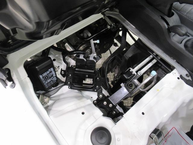 ハイゼットトラックスタンダード 農用スペシャル4WD MT5速 荷台作業灯 CDチューナー エアコン パワーステアリング 運転席エアバッグ ABS ティーゼットデオプラス(岡山県)の中古車