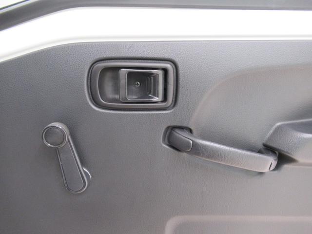 ハイゼットトラックスタンダード 農用スペシャル4WD MT5速 荷台作業灯 CDチューナー エアコン パワーステアリング 運転席エアバッグ ABS ティーゼットデオプラス(岡山県)の中古車