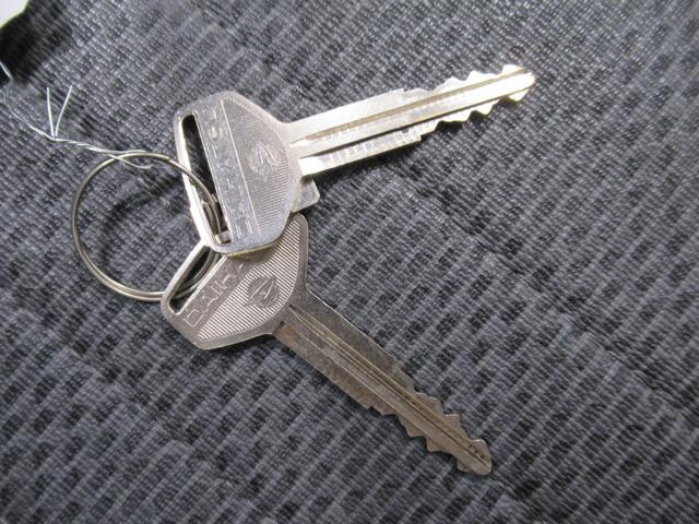 ハイゼットトラックスタンダード 農用スペシャル4WD MT5速 荷台作業灯 CDチューナー エアコン パワーステアリング 運転席エアバッグ ABS ティーゼットデオプラス(岡山県)の中古車