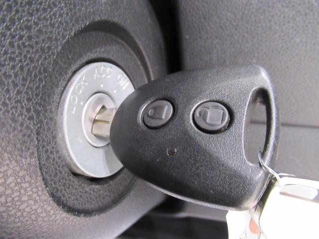 ハイゼットカーゴデラックス SA3両側スライドドア オートライト キーレスエントリー アイドリングストップ ナビ USB入力端子 Bluetooth 衝突被害軽減システム レーンアシスト オートマチックハイビーム(岡山県)の中古車