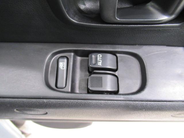 ハイゼットカーゴデラックス SA3両側スライドドア オートライト キーレスエントリー アイドリングストップ ナビ USB入力端子 Bluetooth 衝突被害軽減システム レーンアシスト オートマチックハイビーム(岡山県)の中古車