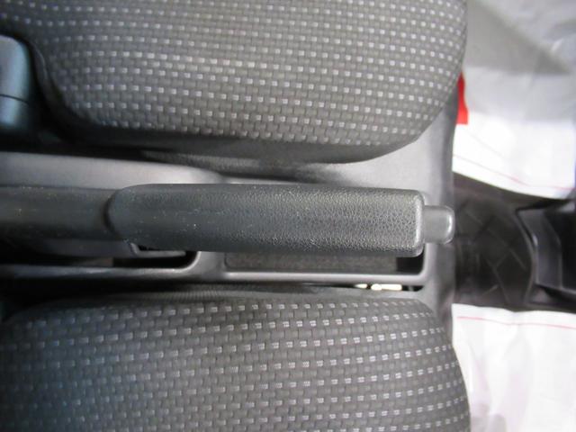 ハイゼットカーゴデラックス SA3両側スライドドア オートライト キーレスエントリー アイドリングストップ ナビ USB入力端子 Bluetooth 衝突被害軽減システム レーンアシスト オートマチックハイビーム(岡山県)の中古車