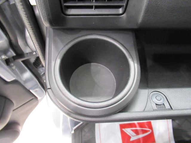 ハイゼットカーゴデラックス SA3両側スライドドア オートライト キーレスエントリー アイドリングストップ ナビ USB入力端子 Bluetooth 衝突被害軽減システム レーンアシスト オートマチックハイビーム(岡山県)の中古車