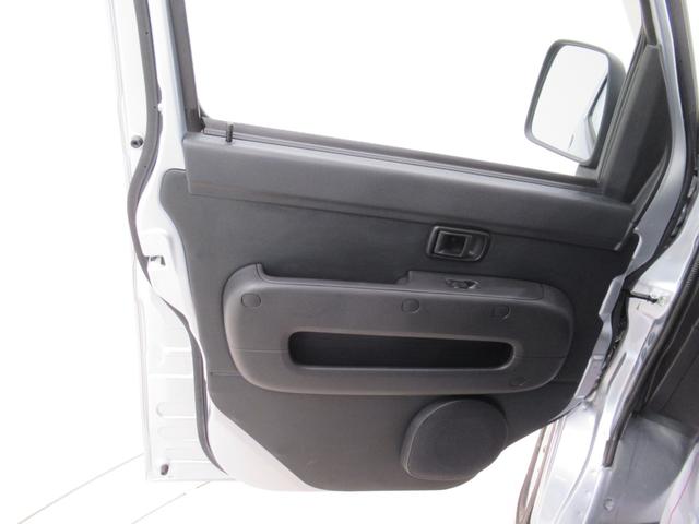ハイゼットカーゴデラックス SA3両側スライドドア オートライト キーレスエントリー アイドリングストップ ナビ USB入力端子 Bluetooth 衝突被害軽減システム レーンアシスト オートマチックハイビーム(岡山県)の中古車
