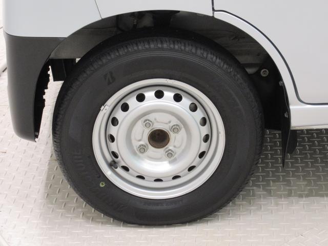 ハイゼットカーゴデラックス SA3両側スライドドア オートライト キーレスエントリー アイドリングストップ ナビ USB入力端子 Bluetooth 衝突被害軽減システム レーンアシスト オートマチックハイビーム(岡山県)の中古車