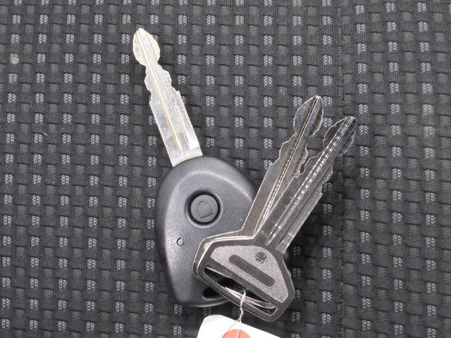 ハイゼットカーゴデラックス SA3両側スライドドア オートライト キーレスエントリー アイドリングストップ ナビ USB入力端子 Bluetooth 衝突被害軽減システム レーンアシスト オートマチックハイビーム(岡山県)の中古車