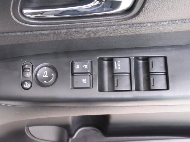 N−BOXG・ターボLパッケージ左側パワースライドドア オートライト キーフリー 電動格納式ドアミラー エアコン パワーステアリング パワーウィンドウ 運転席エアバッグ ABS ティーゼットデオプラス(岡山県)の中古車