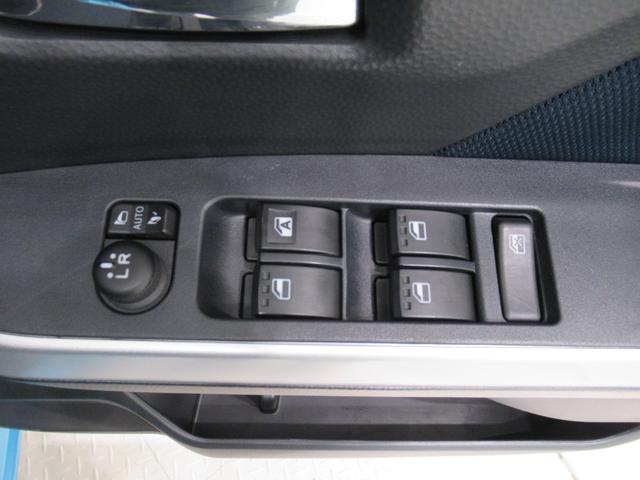 トールカスタムG両側パワースライドドア オートライト キーフリー アイドリングストップ パノラマモニター ナビ USB入力端子 Bluetooth 衝突被害軽減システム レーンアシスト オートマチックハイビーム(岡山県)の中古車