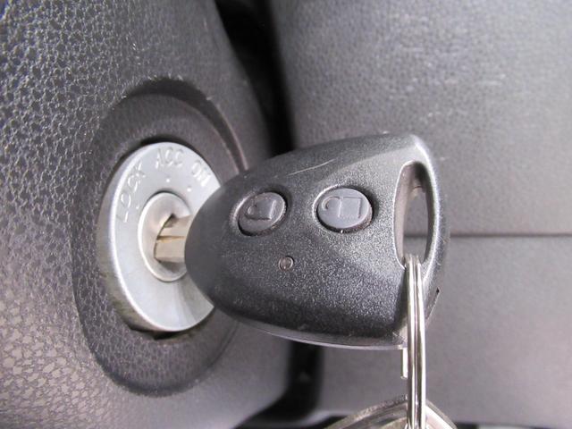 ハイゼットカーゴデラックス SA34WD 両側スライドドア キーレスエントリー アイドリングストップ USB入力端子 衝突被害軽減システム レーンアシスト オートマチックハイビーム ティーゼットデオプラス(岡山県)の中古車