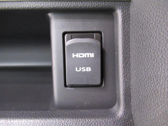 タントカスタムＲＳトップエディションＶＳ　ＳＡ３４ＷＤ　シートヒーター　両側パワースライドドア　オートライト　キーフリー　アイドリングストップ　ＵＳＢ入力端子　電動格納式ドアミラー　衝突被害軽減システム　レーンアシスト　オートマチックハイビーム（岡山県）の中古車