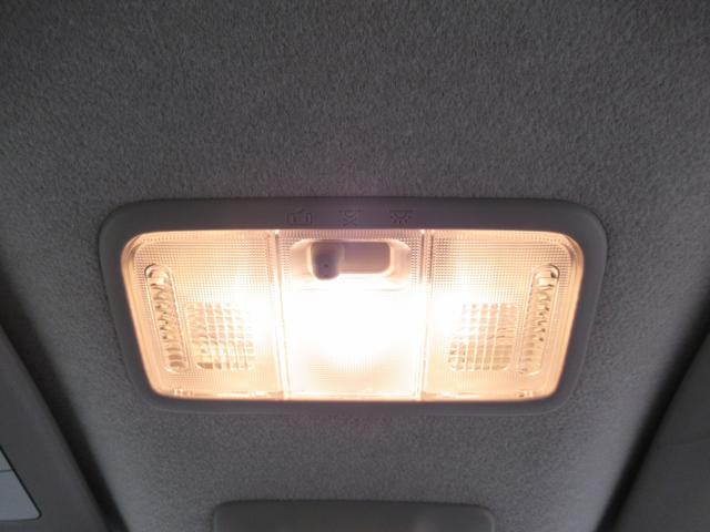 タントカスタムＲＳトップエディションＶＳ　ＳＡ３４ＷＤ　シートヒーター　両側パワースライドドア　オートライト　キーフリー　アイドリングストップ　ＵＳＢ入力端子　電動格納式ドアミラー　衝突被害軽減システム　レーンアシスト　オートマチックハイビーム（岡山県）の中古車