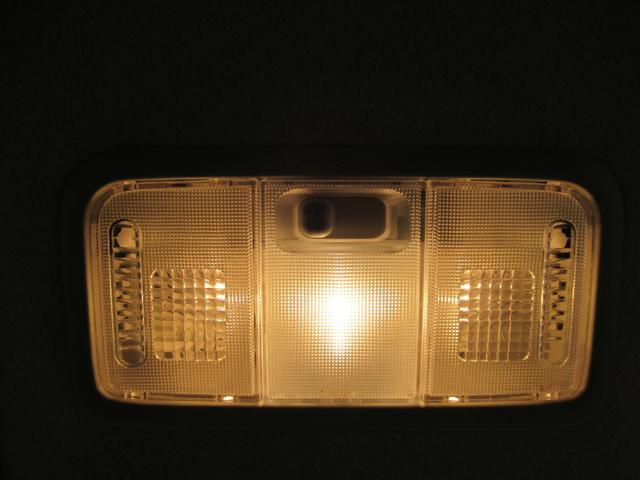 タントカスタムＲＳトップエディション　ＳＡ３シートヒーター　両側パワースライドドア　オートライト　キーフリー　アイドリングストップ　ＵＳＢ入力端子　衝突被害軽減システム　レーンアシスト　オートマチックハイビーム　ティーゼットデオプラス（岡山県）の中古車