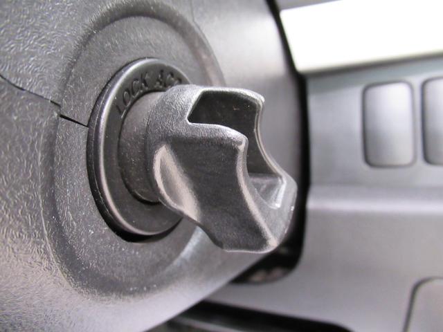 ムーヴカスタムXリミテッドキーフリー CDチューナー 電動格納式ドアミラー エアコン パワーステアリング パワーウィンドウ 運転席エアバッグ ABS ティーゼットデオプラス(岡山県)の中古車