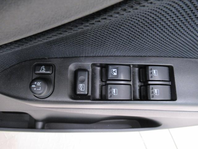 ムーヴカスタムXリミテッドキーフリー CDチューナー 電動格納式ドアミラー エアコン パワーステアリング パワーウィンドウ 運転席エアバッグ ABS ティーゼットデオプラス(岡山県)の中古車