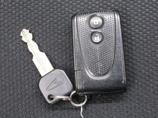 ムーヴカスタムXリミテッドキーフリー CDチューナー 電動格納式ドアミラー エアコン パワーステアリング パワーウィンドウ 運転席エアバッグ ABS ティーゼットデオプラス(岡山県)の中古車