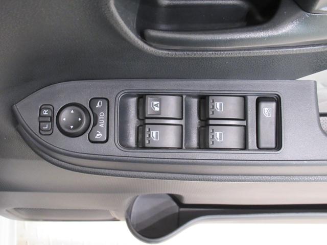 タントＸシートヒーター　左側パワースライドドア　オートライト　キーフリー　アイドリングストップ　バックモニター　ナビ　ドライブレコーダー　ＵＳＢ入力端子　Ｂｌｕｅｔｏｏｔｈ　ティーゼットデオプラス（岡山県）の中古車