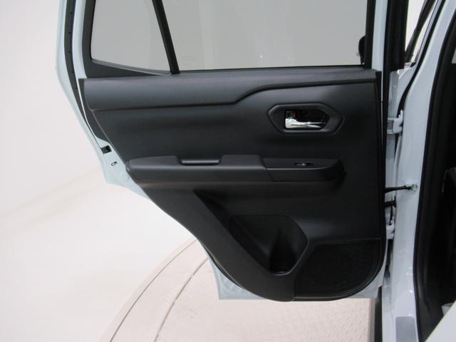 ロッキープレミアムＧ４ＷＤ　シートヒーター　オートライト　キーフリー　アイドリングストップ　パノラマモニター　ナビ　ドライブレコーダー　ＵＳＢ入力端子　Ｂｌｕｅｔｏｏｔｈ　ティーゼットデオプラス（岡山県）の中古車