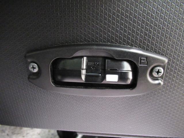 タントカスタムＸパノラマモニター　７インチナビ　ドライブレコーダー　両側パワースライドドア　シートヒーター　ＵＳＢ入力端子　Ｂｌｕｅｔｏｏｔｈ　オートライト　キーフリー　アイドリングストップ　ティーゼットデオプラス（岡山県）の中古車