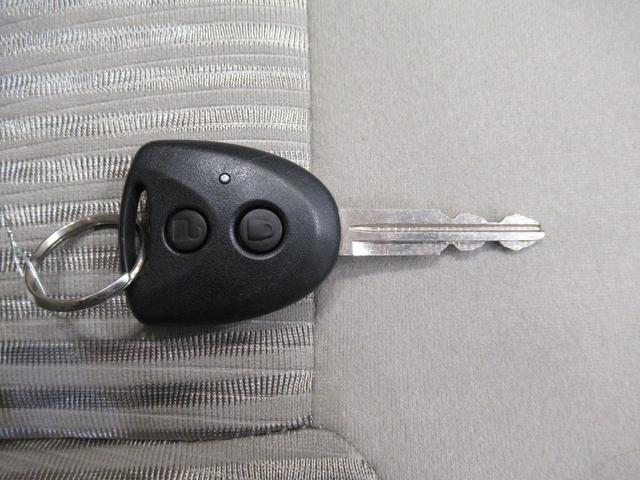 ムーヴＬ　ＳＡ２キーレスエントリー　アイドリングストップ　電動格納式ドアミラー　衝突被害軽減システム　レーンアシスト　エアコン　パワーステアリング　パワーウィンドウ　運転席エアバッグ　ＡＢＳ　ティーゼットデオプラス（岡山県）の中古車