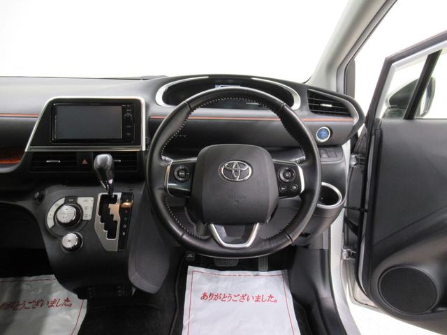 シエンタハイブリッドＧシートヒーター　オートライト　キーフリー　ＵＳＢ入力端子　電動格納式ドアミラー　エアコン　パワーステアリング　パワーウィンドウ　運転席エアバッグ　ＡＢＳ　ティーゼットデオプラス（岡山県）の中古車