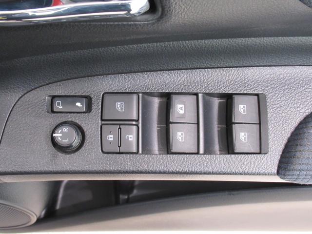 シエンタハイブリッドＧシートヒーター　オートライト　キーフリー　ＵＳＢ入力端子　電動格納式ドアミラー　エアコン　パワーステアリング　パワーウィンドウ　運転席エアバッグ　ＡＢＳ　ティーゼットデオプラス（岡山県）の中古車