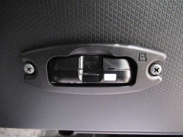 タントカスタムＲＳパノラマモニター　７インチナビ　ドライブレコーダー　両側パワースライドドア　シートヒーター　ＵＳＢ入力端子　Ｂｌｕｅｔｏｏｔｈ　オートライト　キーフリー　アイドリングストップ　ティーゼットデオプラス（岡山県）の中古車