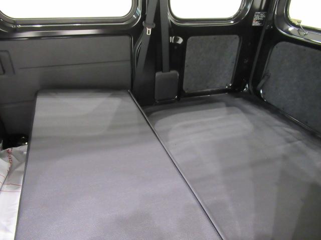 ハイゼットカーゴデラックスＡＭ／ＦＭラジオ　両側スライドドア　オートライト　キーレスエントリー　アイドリングストップ　衝突被害軽減システム　レーンアシスト　オートマチックハイビーム　ティーゼットデオプラス（岡山県）の中古車