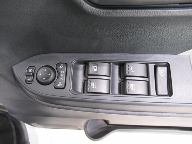 タントＸシートヒーター　左側パワースライドドア　オートライト　キーフリー　アイドリングストップ　バックモニター　ナビ　ドライブレコーダー　ＵＳＢ入力端子　Ｂｌｕｅｔｏｏｔｈ　ティーゼットデオプラス（岡山県）の中古車