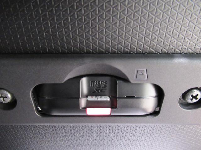 タントＸシートヒーター　左側パワースライドドア　オートライト　キーフリー　アイドリングストップ　バックモニター　ナビ　ドライブレコーダー　ＵＳＢ入力端子　Ｂｌｕｅｔｏｏｔｈ　ティーゼットデオプラス（岡山県）の中古車