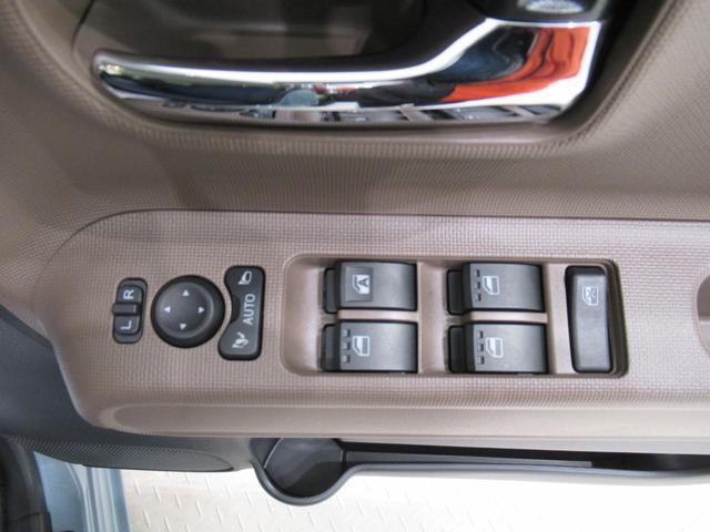 ムーヴキャンバスセオリーGターボシートヒーター 両側パワースライドドア オートライト キーフリー アイドリングストップ パノラマモニター ナビ ドライブレコーダー USB入力端子 Bluetooth ホッとカップホルダー(岡山県)の中古車