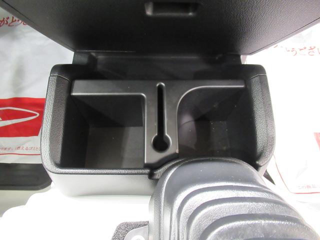 ハイゼットトラックスタンダード　農用スペシャル４ＷＤ　ＭＴ５速　荷台作業灯　オートライト　アイドリングストップ　衝突被害軽減システム　レーンアシスト　オートマチックハイビーム　エアコン　パワーステアリング　ティーゼットデオプラス（岡山県）の中古車